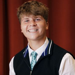 Max Weiss